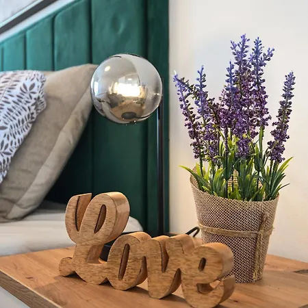 Nella With Sea Wiew Apartamento Zadar