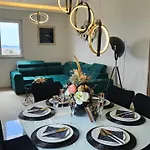 Nella With Sea Wiew Апартаменты Задар