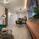 Nella With Sea Wiew Апартаменты