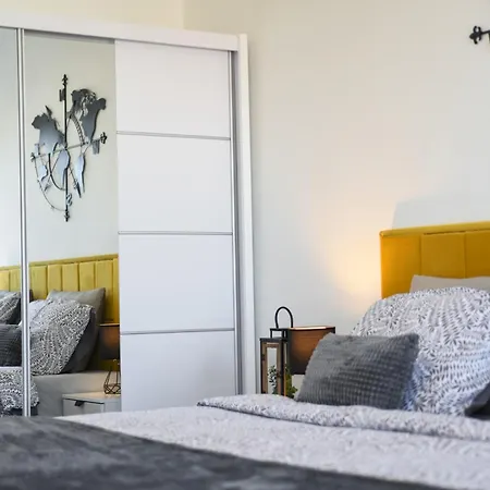 Nella With Sea Wiew Apartment