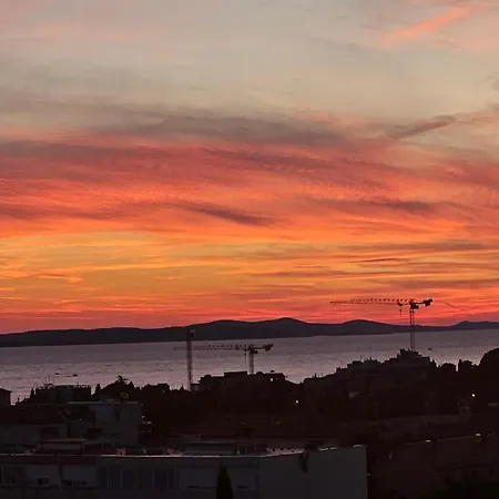 Apartment Nella With Sea Wiew