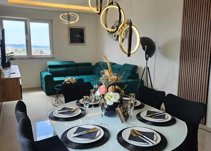 Nella With Sea Wiew Apartman Zadar