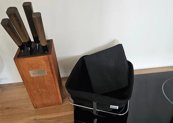 Nella With Sea Wiew Apartman *